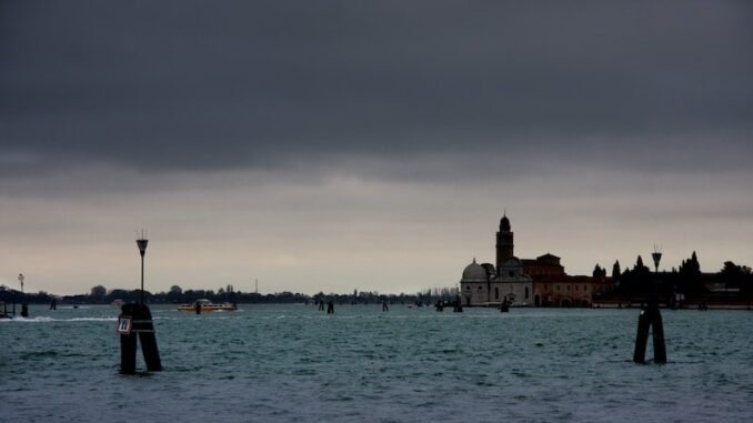 uploaded-image-insaat-ve-is-gelistirme-sureci-1697972736765