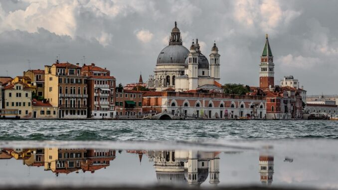 uploaded-image-insaat-ve-yapi-tasarimi-standartlari-1697972871388